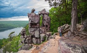 Walk the Wilds on These Best Hiking Trails Around Chicago